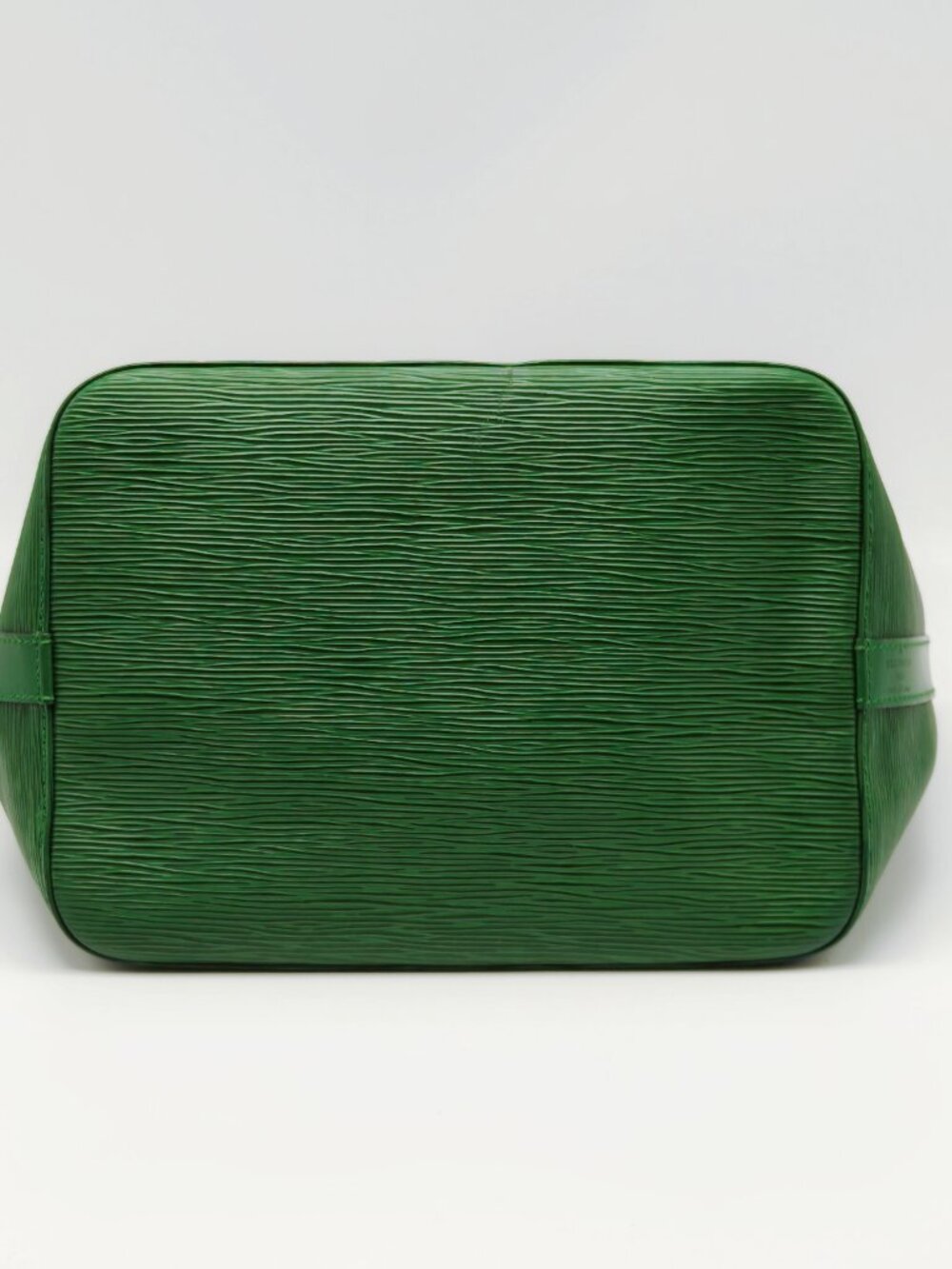 Louis Vuitton Green Epi Leather Noe Bucket Shoulder Bag LV Vintage - Picture 10 of 15